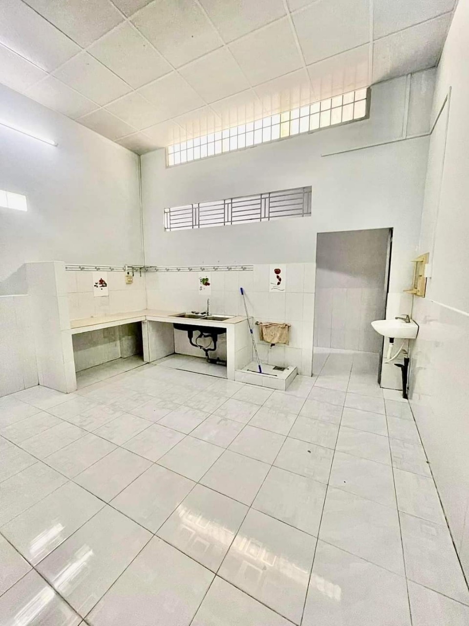 z5616865148234_ed508f2251683e301a5921a4c73df69b