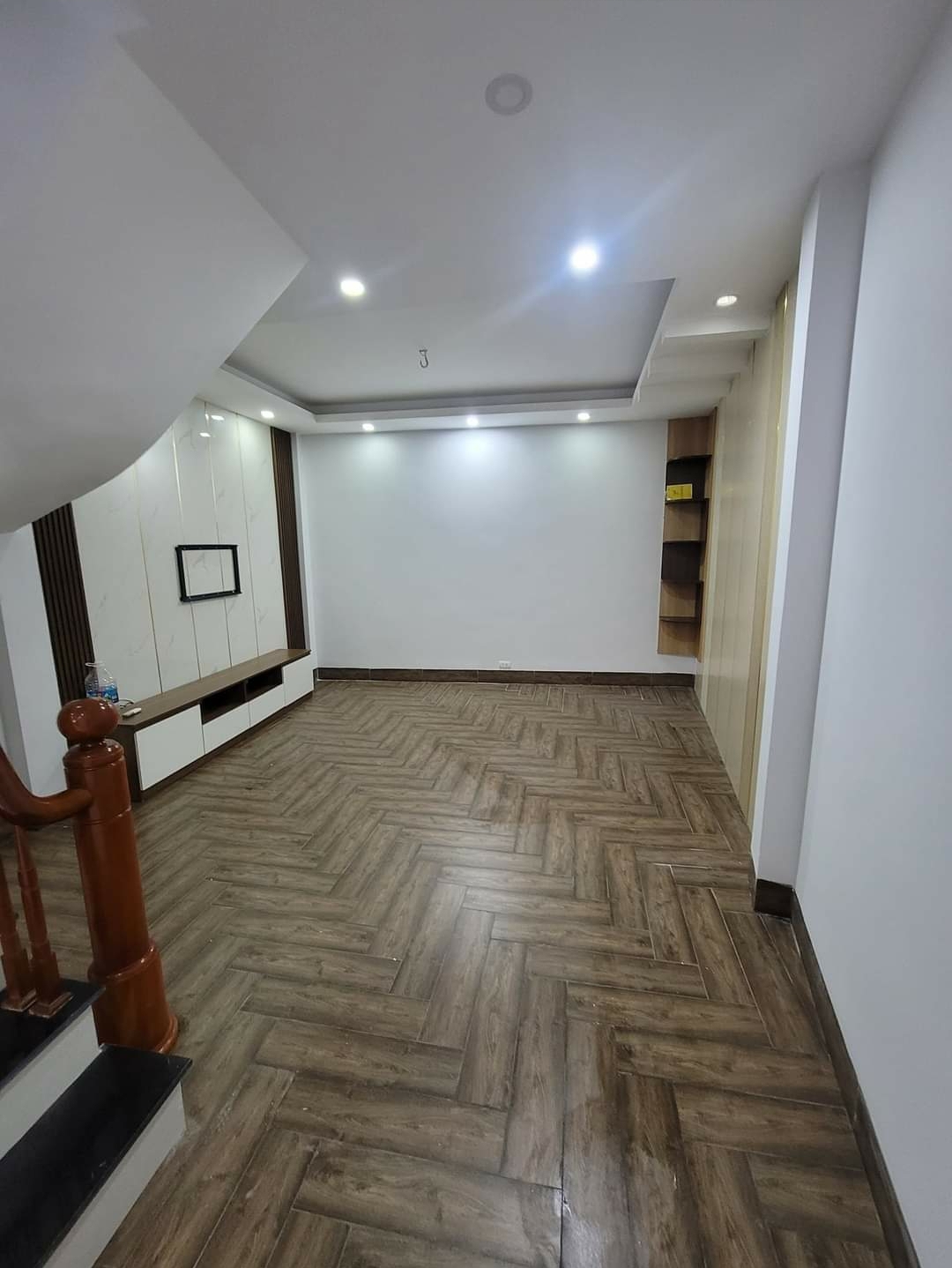 z5618950046556_185aa6350be7690904f73ca361f55765