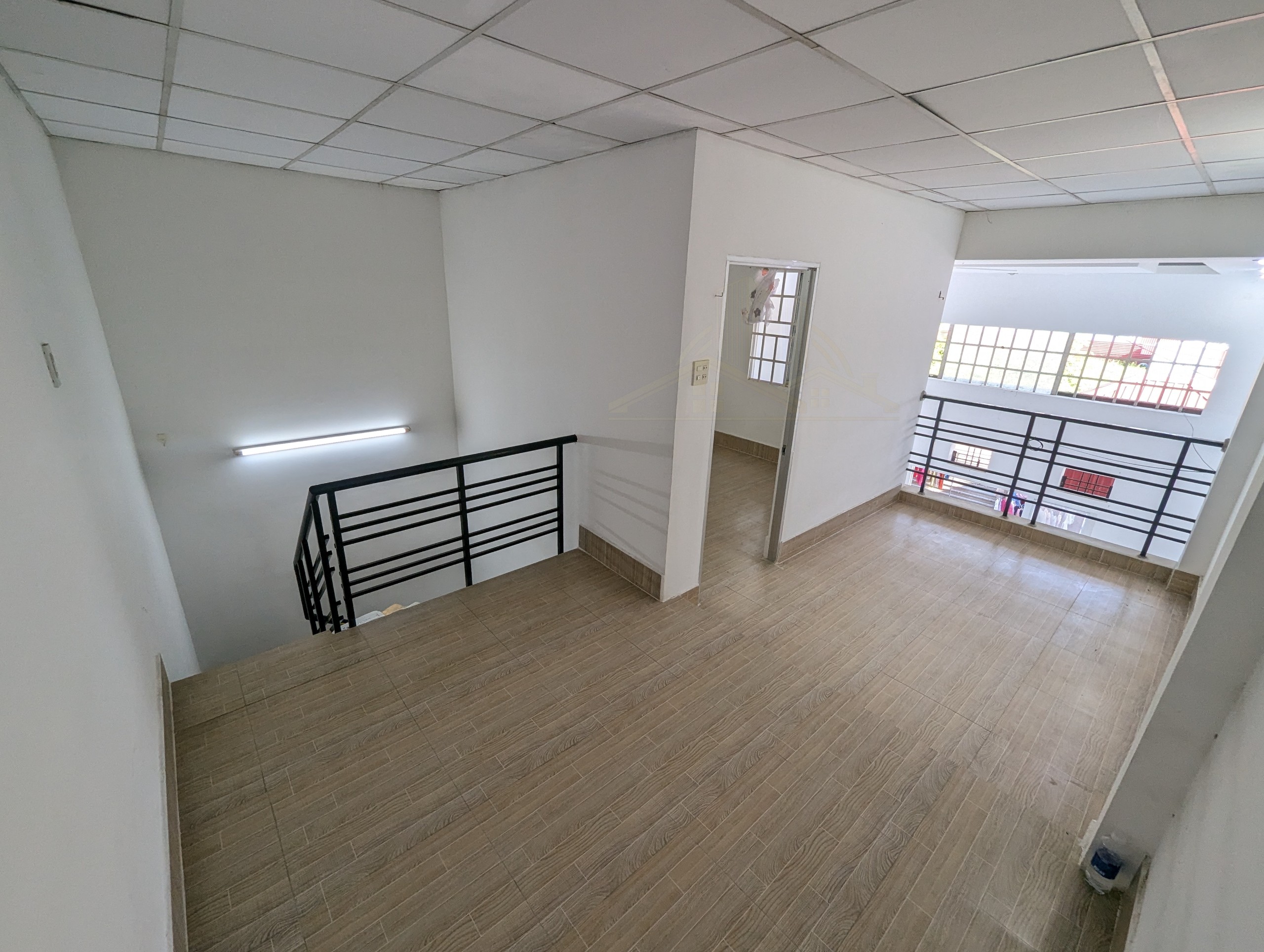 z5619933664390_07f038dfe995f8e66695f4ce63c1caba