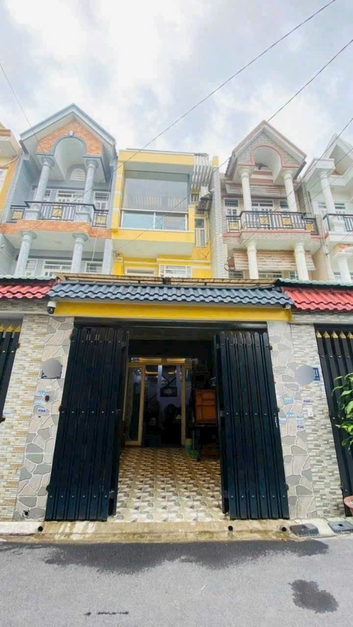 z5622855367255_cb7e69408d9a37e1a15d07235a9cb22a