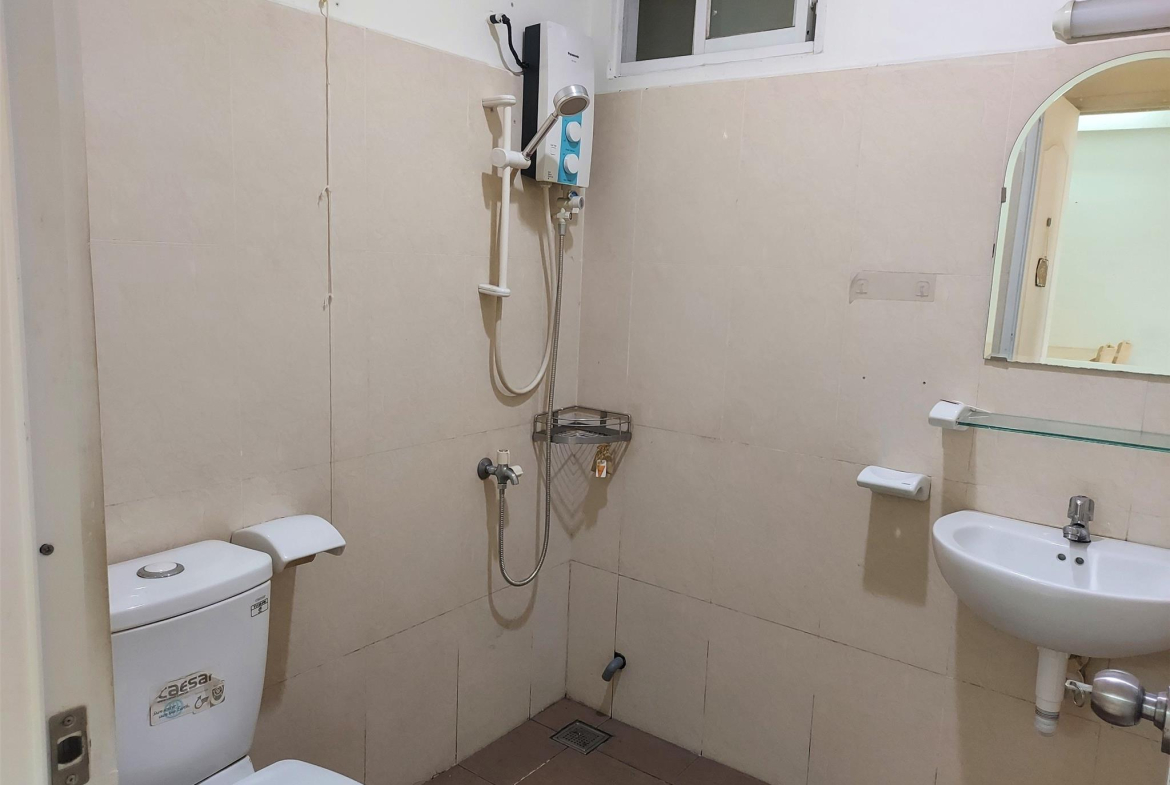 z5625824633897_d454336583980f4a82cea501074b91f1