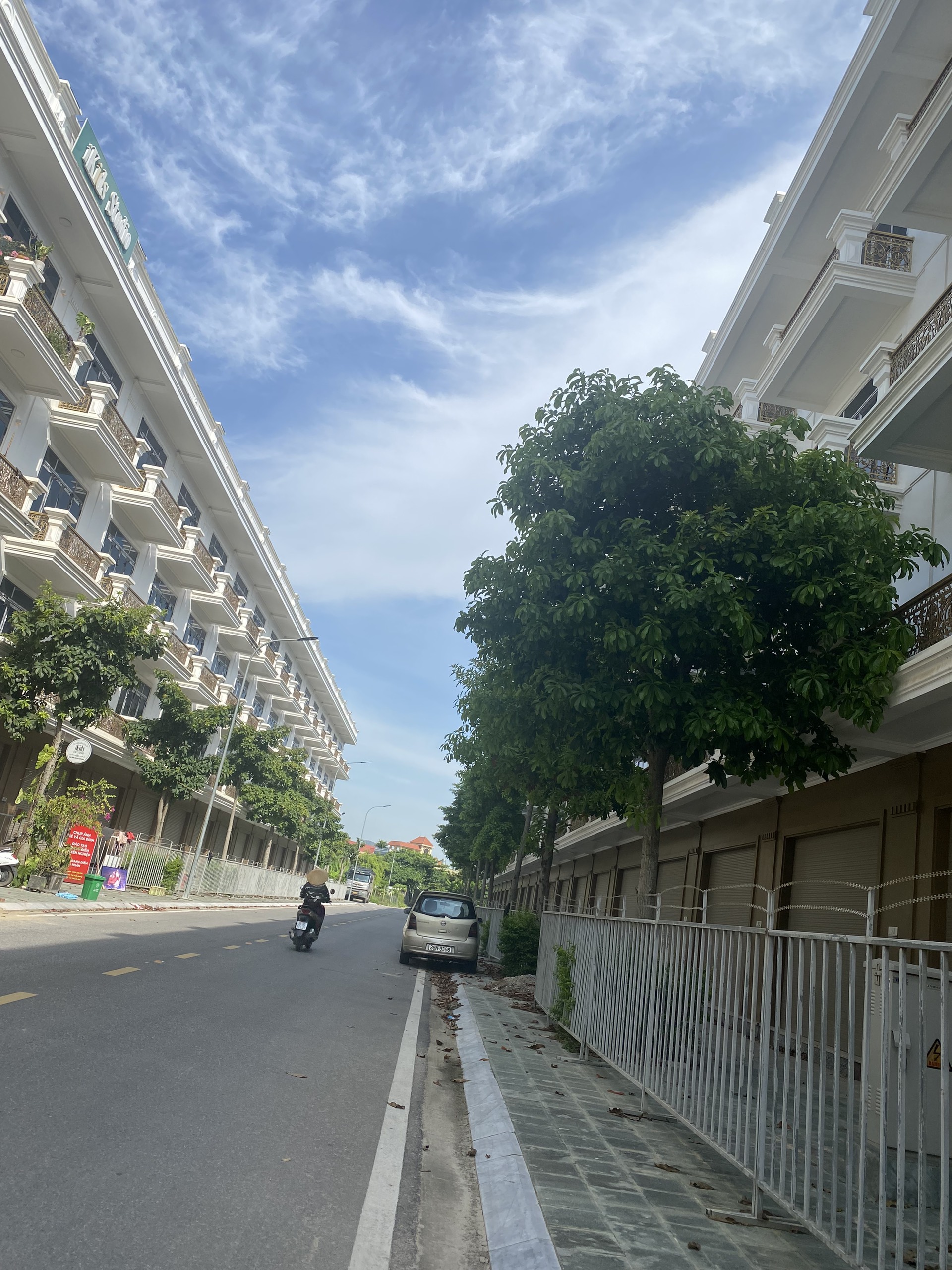 z5628487687509_6187522f28d7b28f8b48a2efeec6fd98