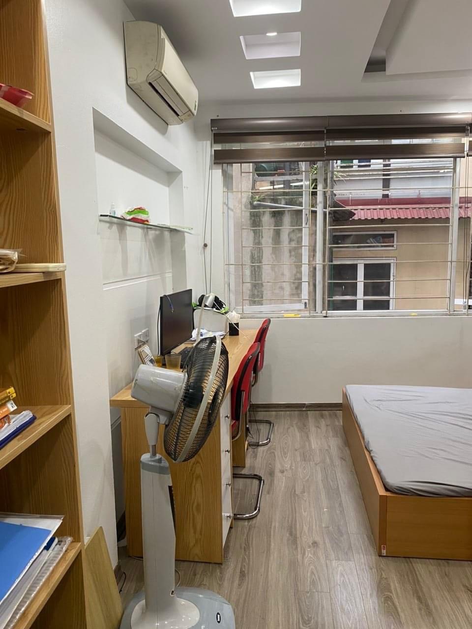 z5629136404000_172c51a2ef2135437018c9cc8b4a6e5b