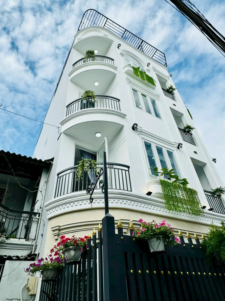 z5629719773362_249d245b6dd6832daf1e52854484c690