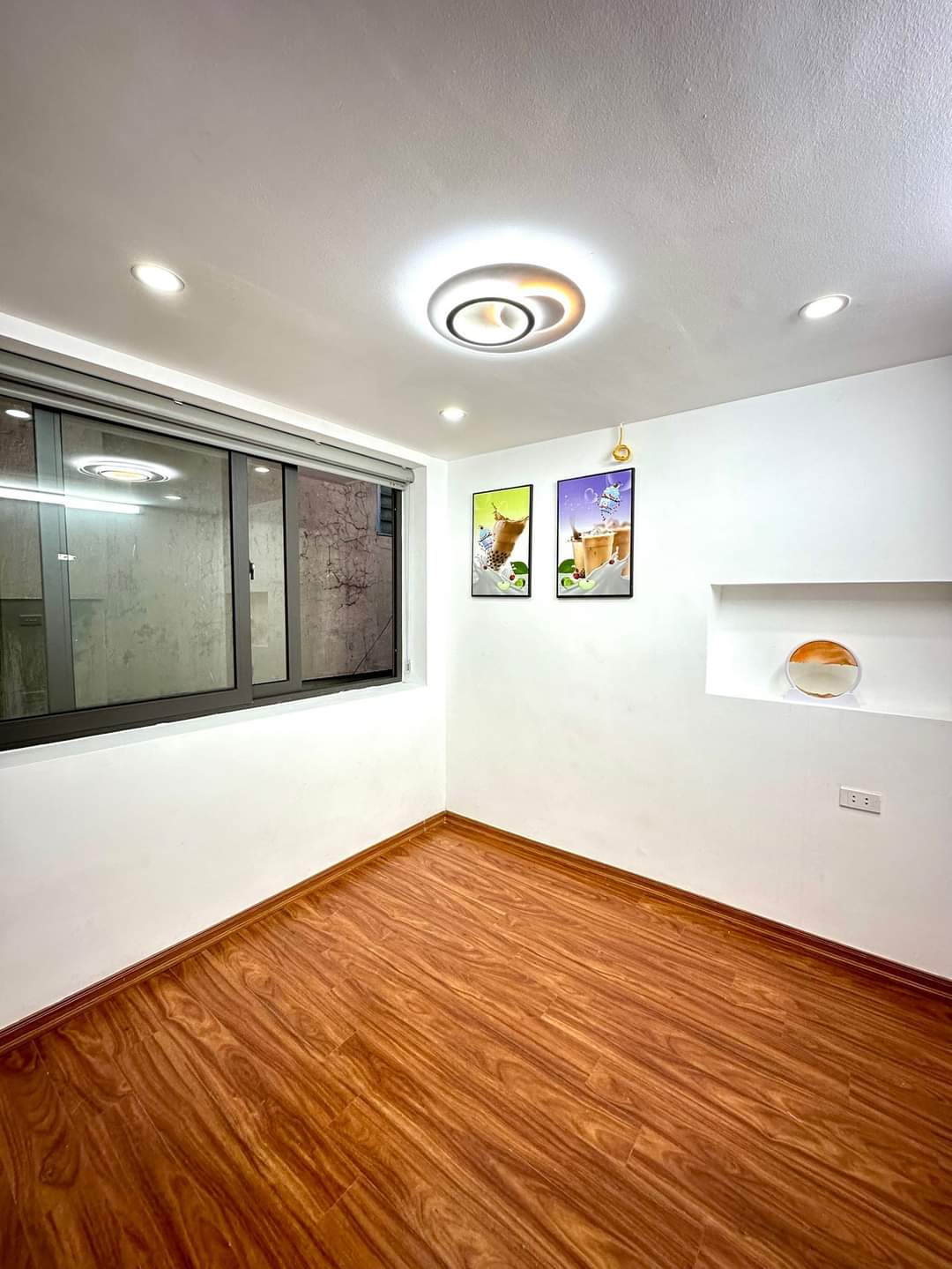 z5631807243355_ffafe1607cc99af77b533c4df993354a