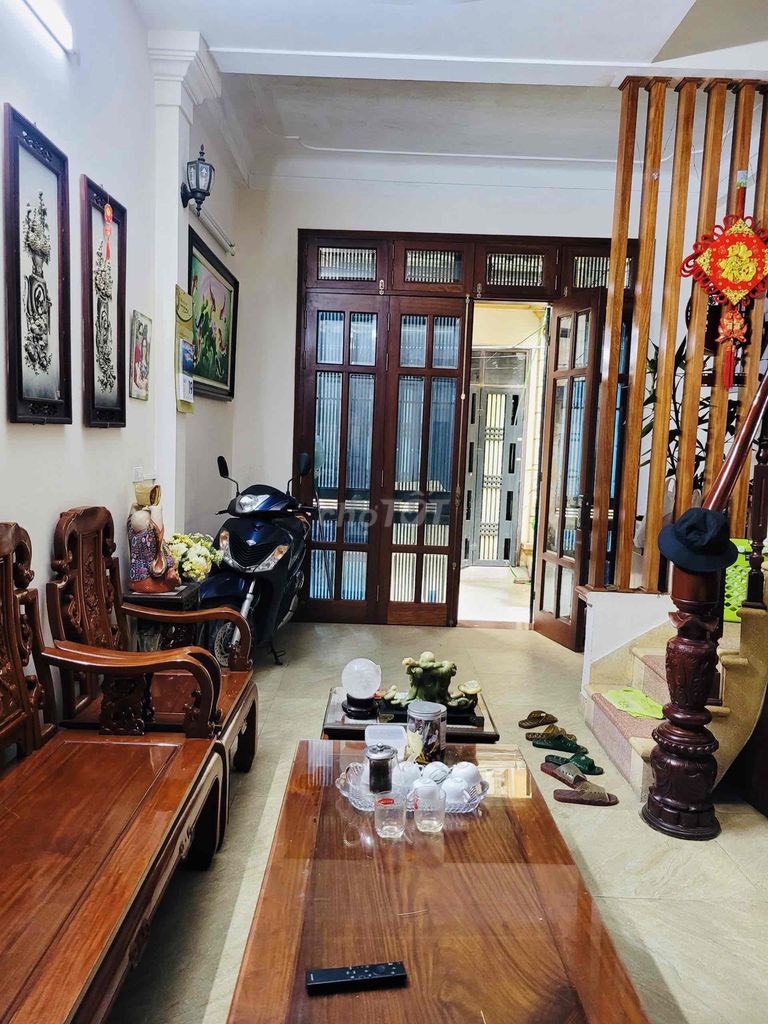 z5636861000436_f9ac99155f2b40526d3f2b0461e62e97