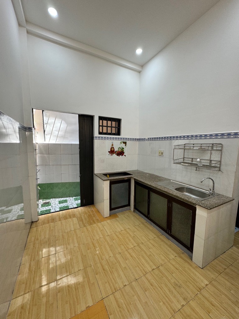 z5641321465810_f7b32ab1251d43965dfd6a1fa2982b40