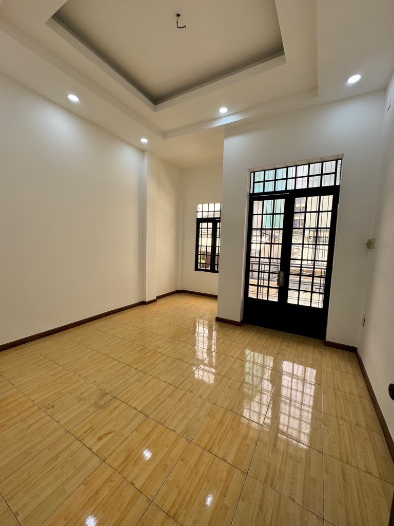 z5641321466029_10912e899aa2017894a8404abd1439c2