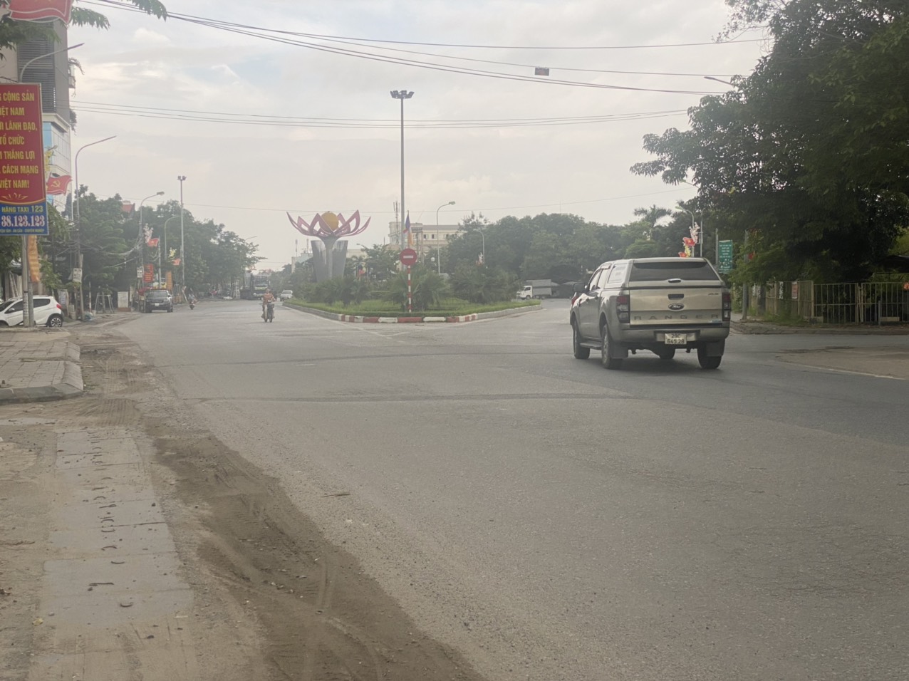 z5642278280946_5f077ab9a1402d5a4d2ba2212dfaf2b2