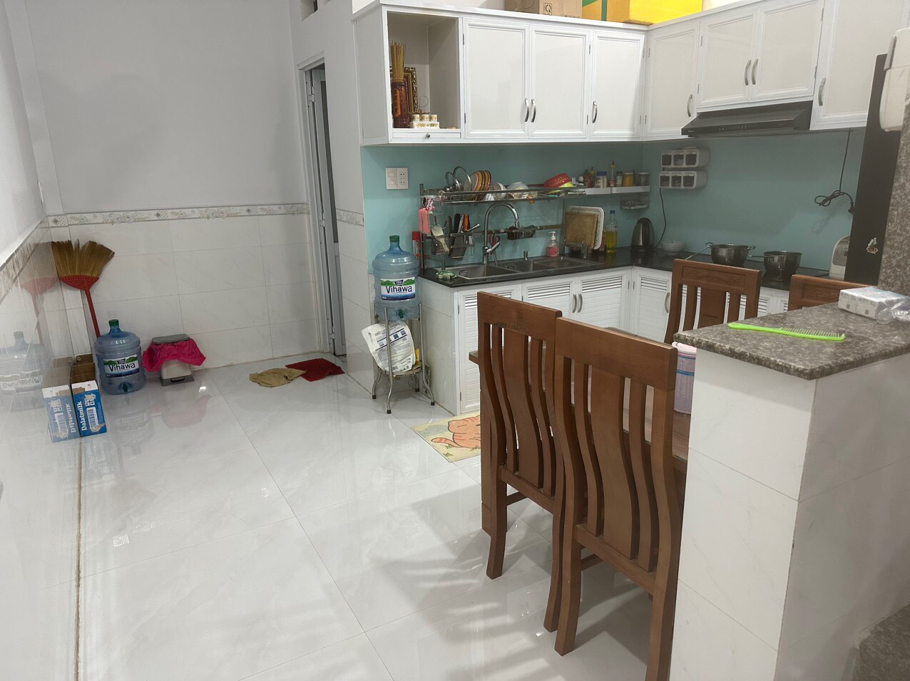 z5647690973759_d2babbcd20f1a4e473703775218de807