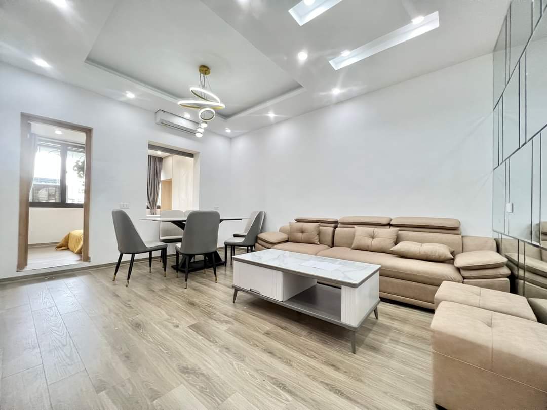 z5649343087417_534062a700766531433f686825033b19thanhnha