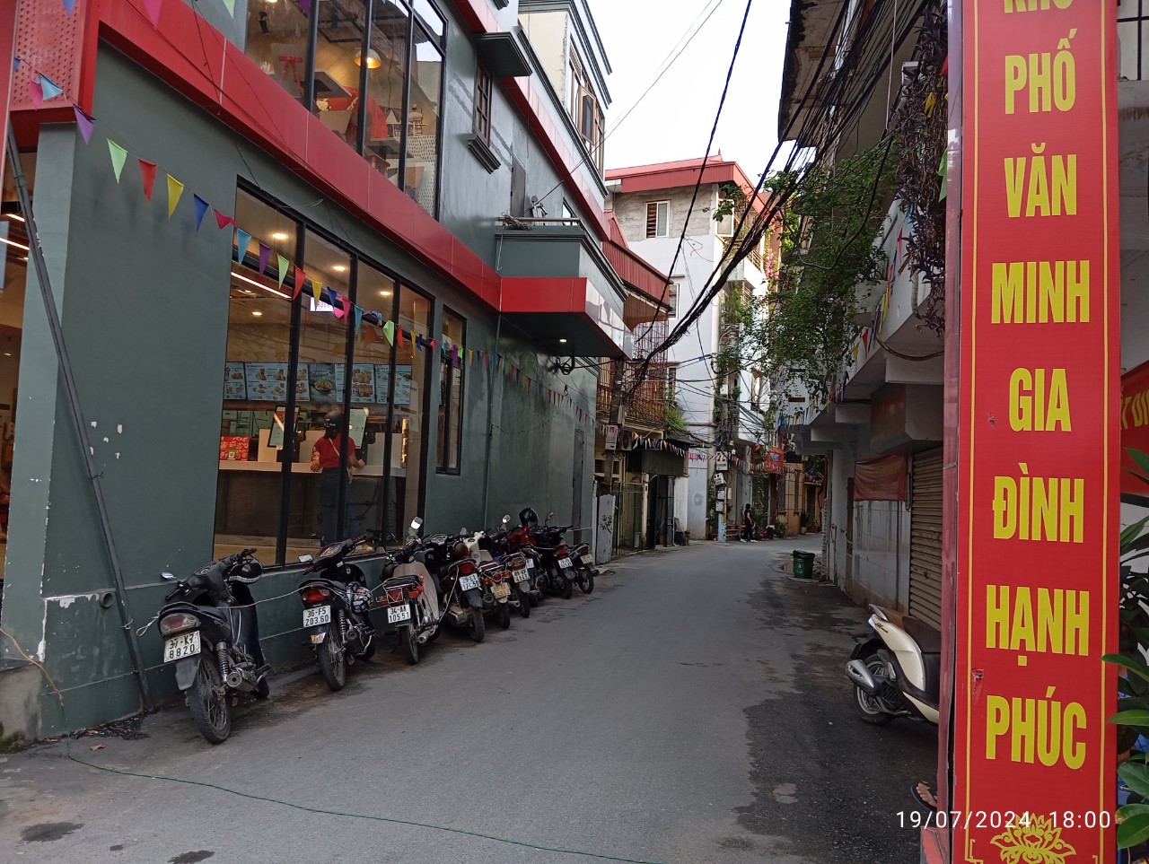 z5649751410648_aee32a09b86ffe035698c09f468305e2