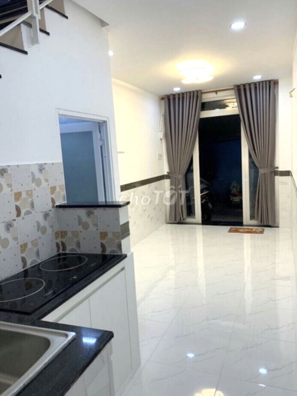 z5650254897119_02f153096ba53f916bc94b9b04b86228