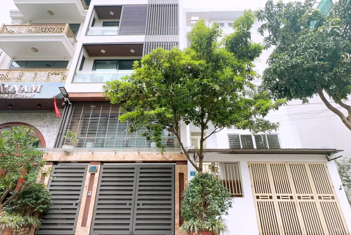 z5651407340102_46cdb8d3170aafebfad35ed3b343fc99