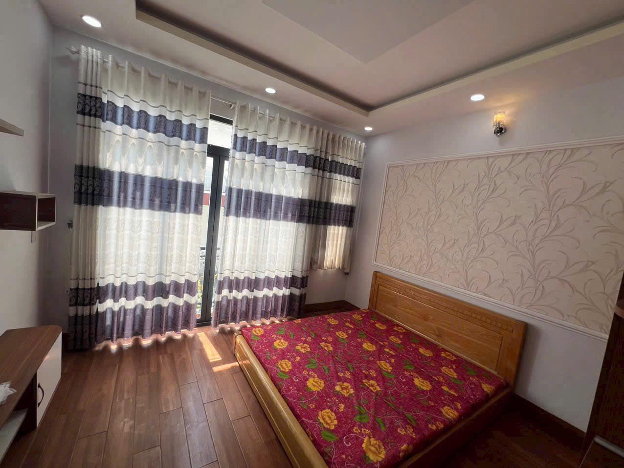 z5652842199354_245f8799a2fa35d2bd01c4b0de7c564d