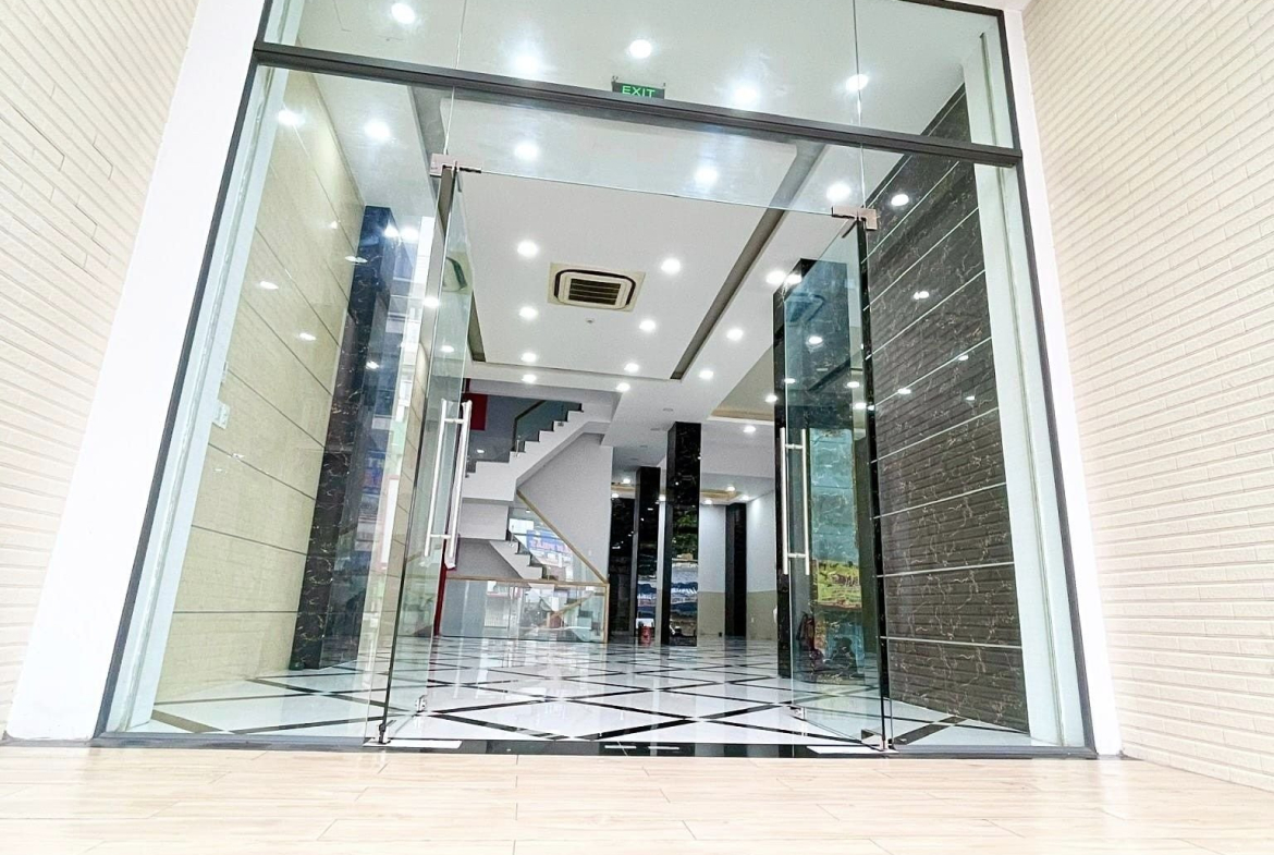 z5652845808260_9ceec5f3b6f11d0f3c80833de5aa8ac3