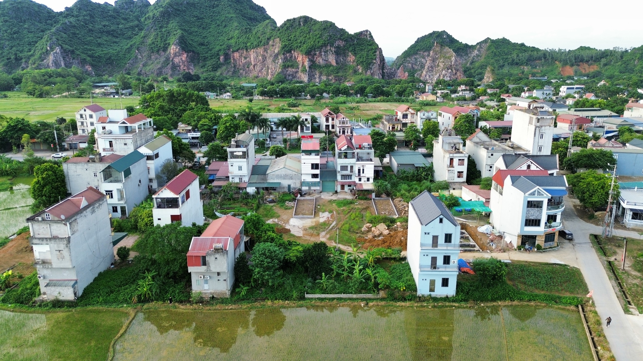 z5652847049951_4abaed35458d078ee5649917a182a2db