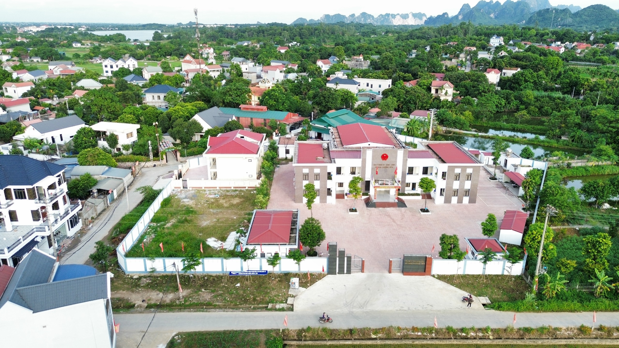 z5652847072532_eed4035eafa36b5cebfcbac04439006b