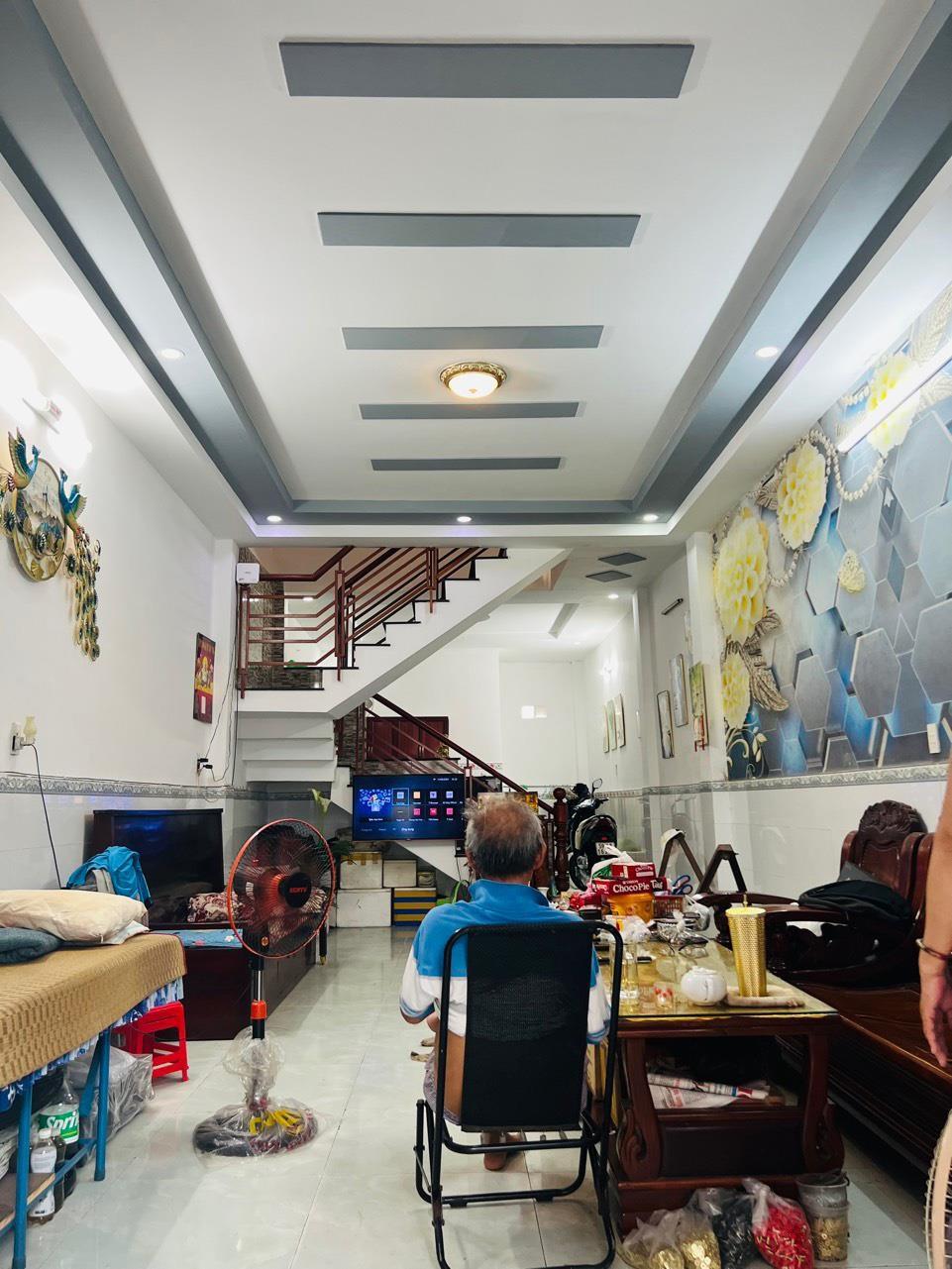 z5653099473517_da45c0aee8c00fde3505ba2115a0a6fe