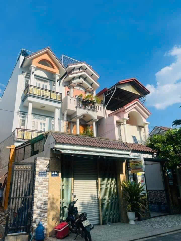 z5653868848923_7fae9a53ae1260ca0b9a5a6a58fc6c47