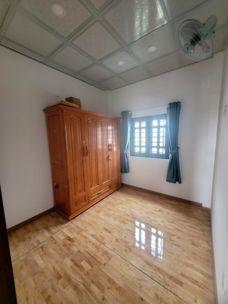 z5654351041654_5f3b3bd977a88252997fc4b13365de24