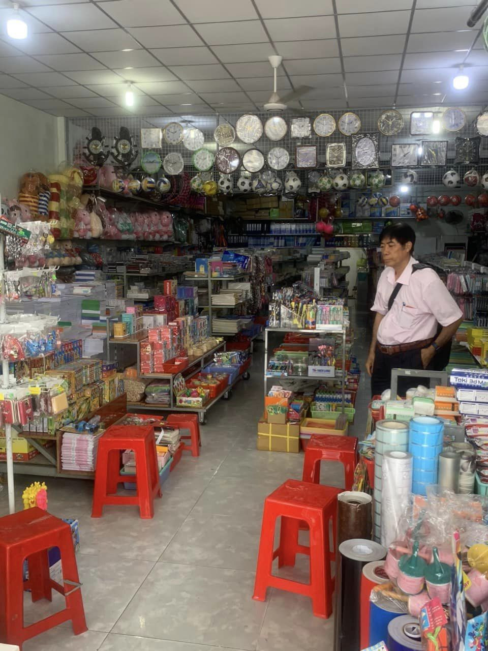 z5655328954448_30fb37d42f948f5a5c6559b1956ff30e