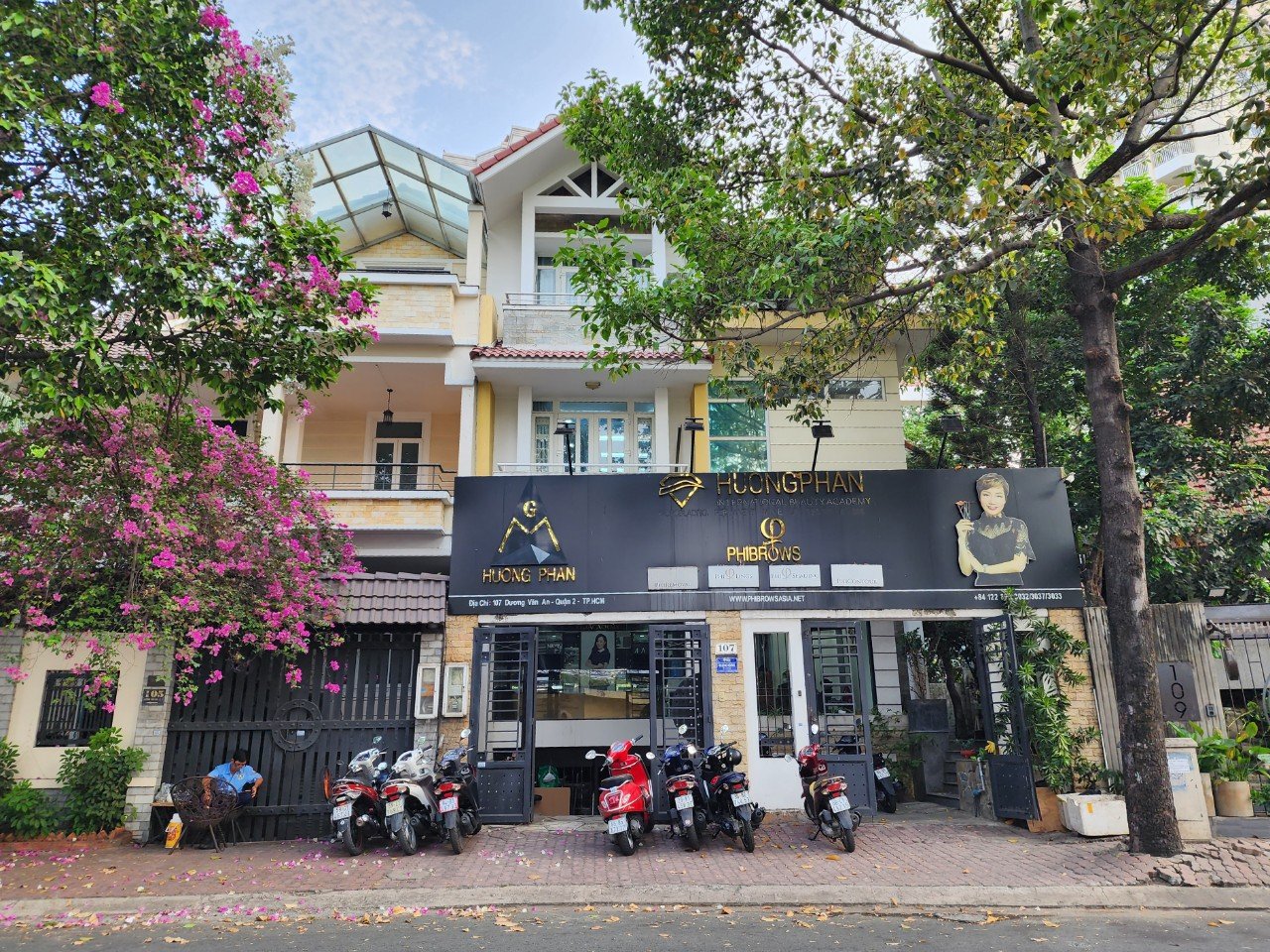 z5656094798152_86c8c8e03ae856c51b8faf2da1d0c3b3