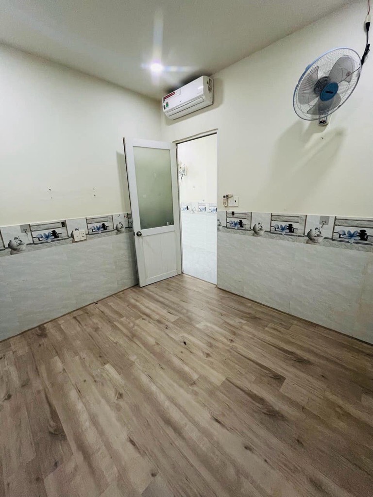 z5659705166221_85ab6464dfa37753804c4dc33dbd163d