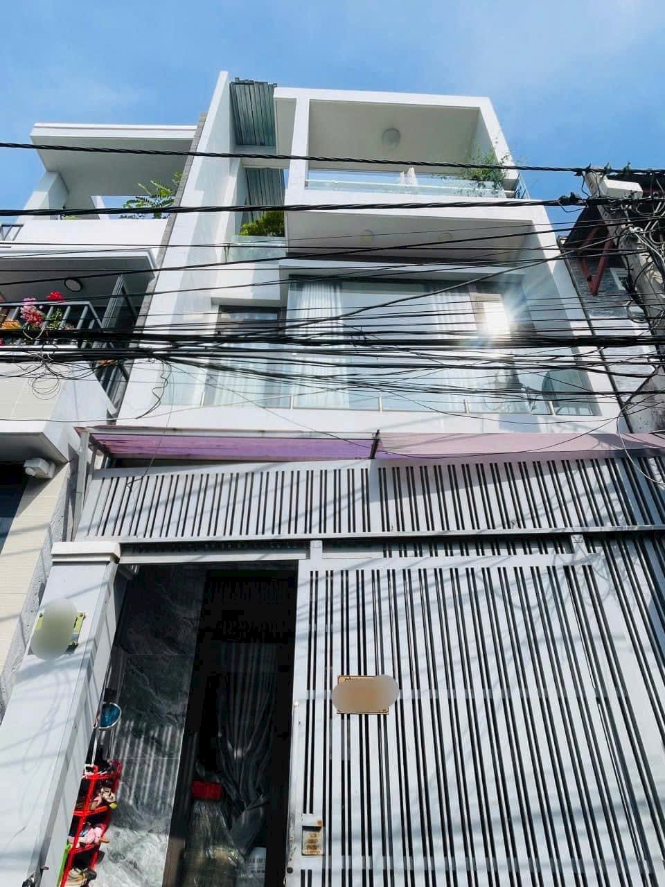 z5660474346459_80b63273a5bbf67c179b54b8a2eebee6