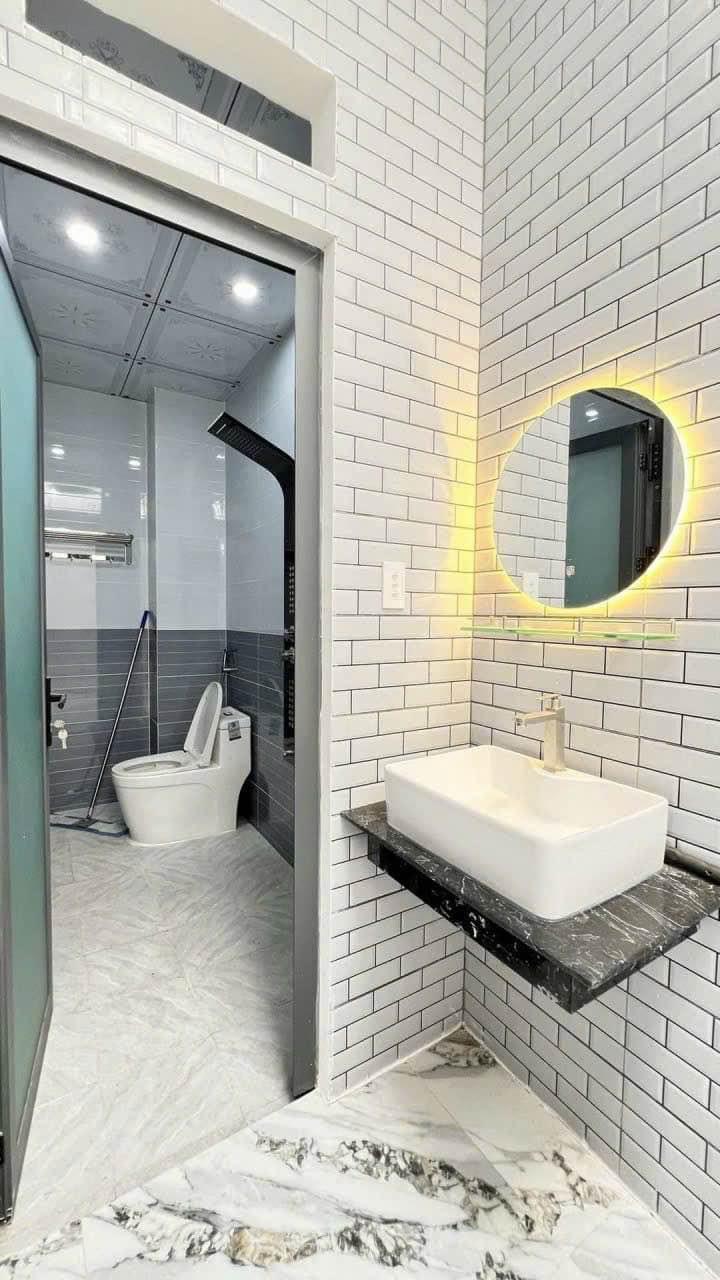 z5662233730085_075ba890db4358c261ad0d76e851f3d7