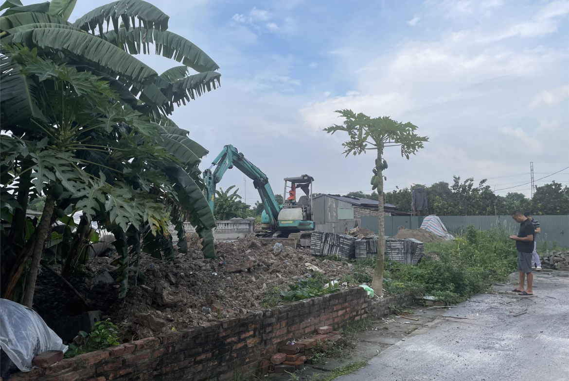 z5663011367359_43d2af2eb3114d53c70f0de4f10cfc09