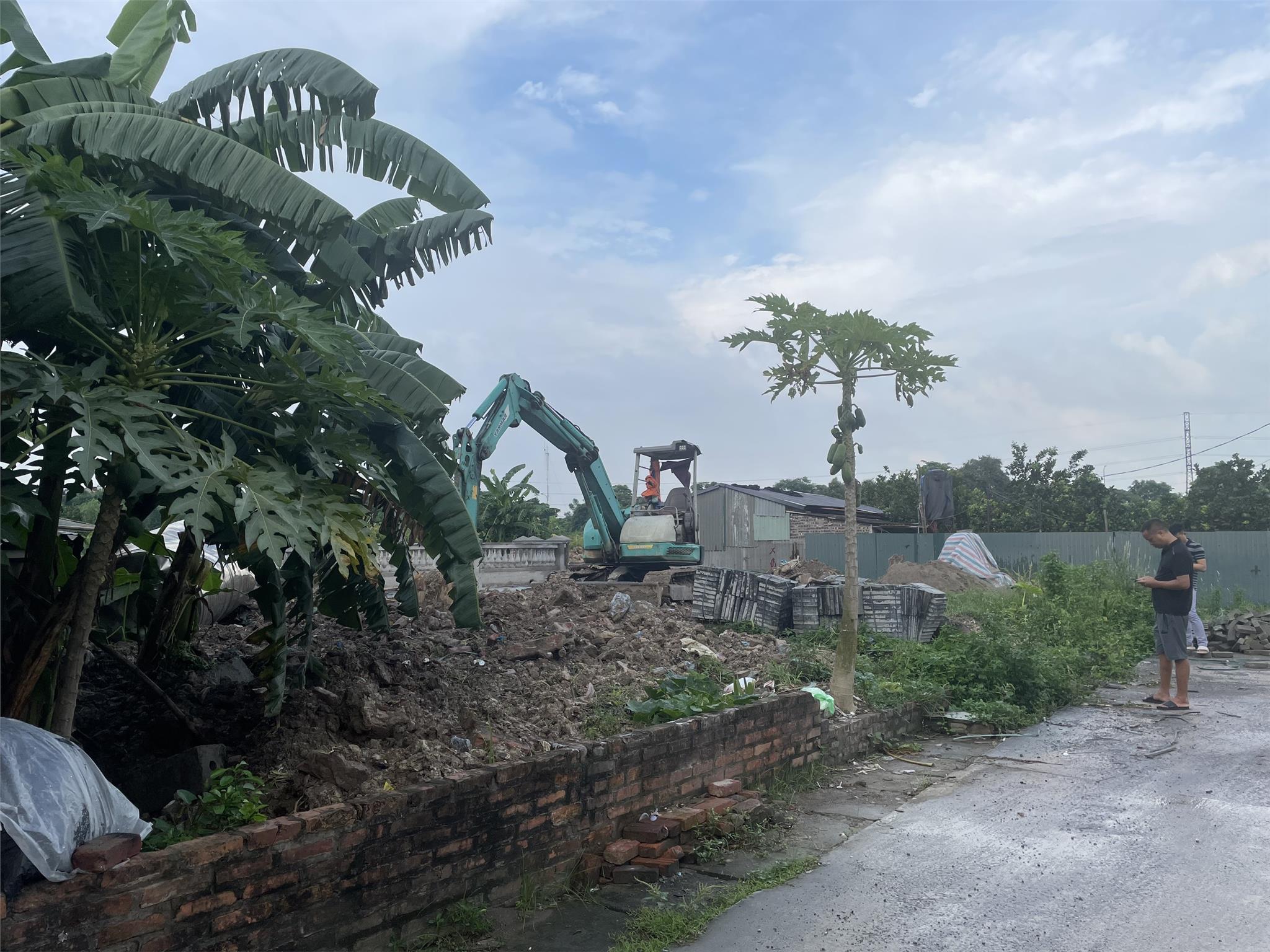 z5663011367359_43d2af2eb3114d53c70f0de4f10cfc09