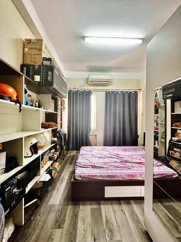 z5663050315761_e229b9625627b34657ba42c0de697893