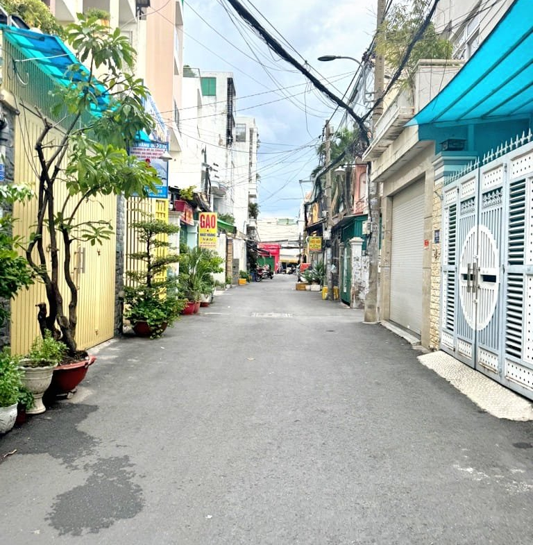 z5665053083278_5cd6f30d1558210b201a8a22730e57e1