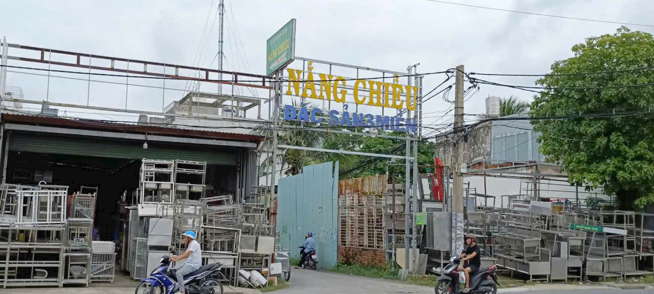 z5667062760251_7b7e2cee7fd4b2bf4a47c6db9c655538