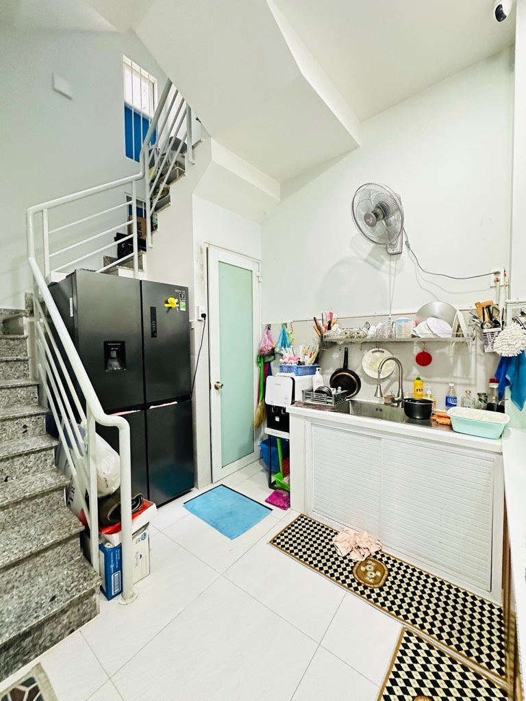 z5667586634766_ed76cab9338834e67fdf487eccaa9026