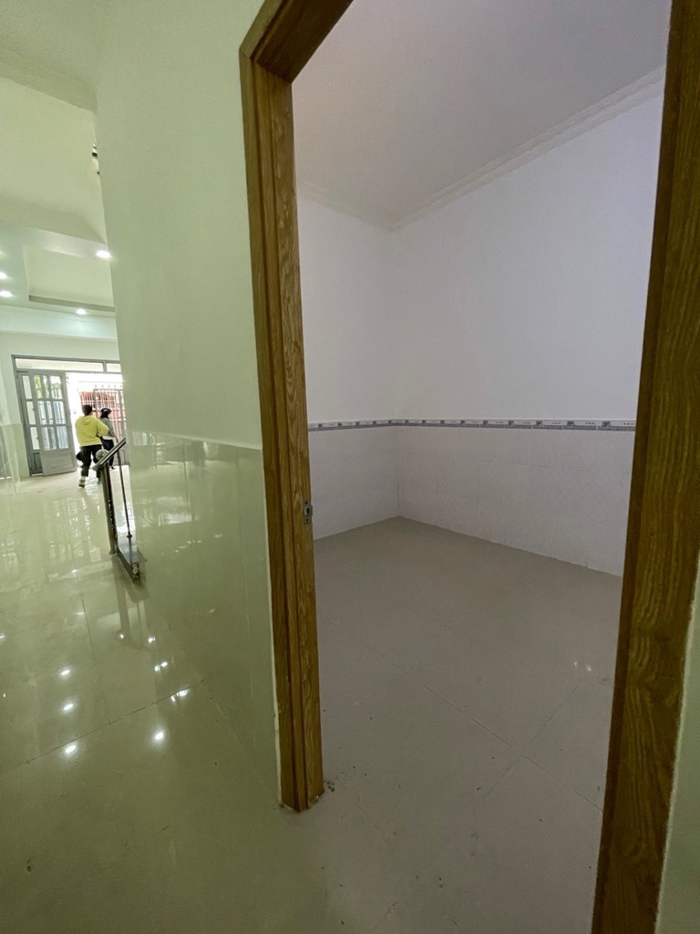 z5667599803897_98cc4f6addd310a1dbd00fa05d184635