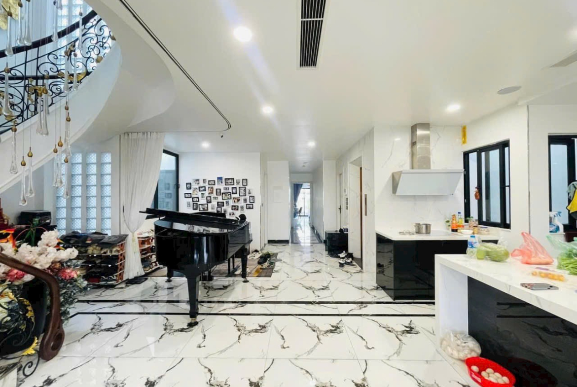 z5668357689510_2ad4ec564681bf2fad7bbe5f14ef5c4c (1)