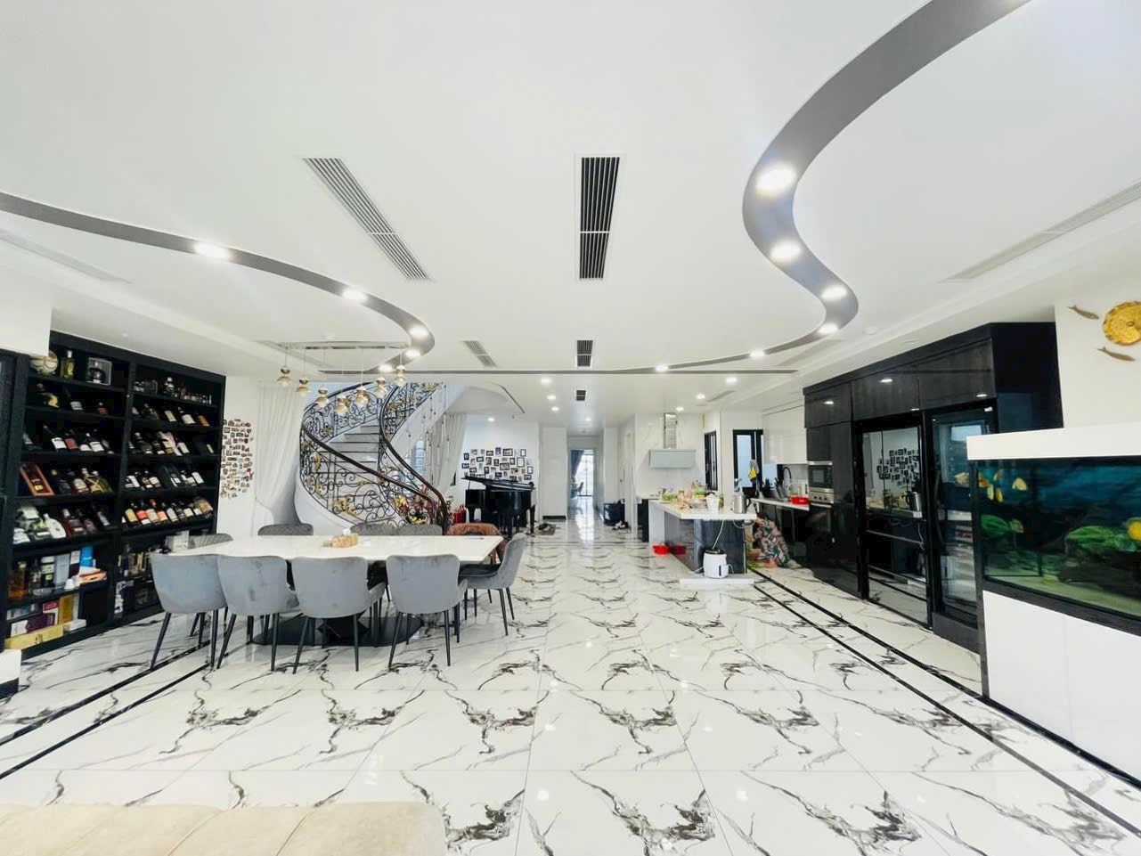 z5668357713253_19ec51822001064fa7afea2a2c90b3ca (1)