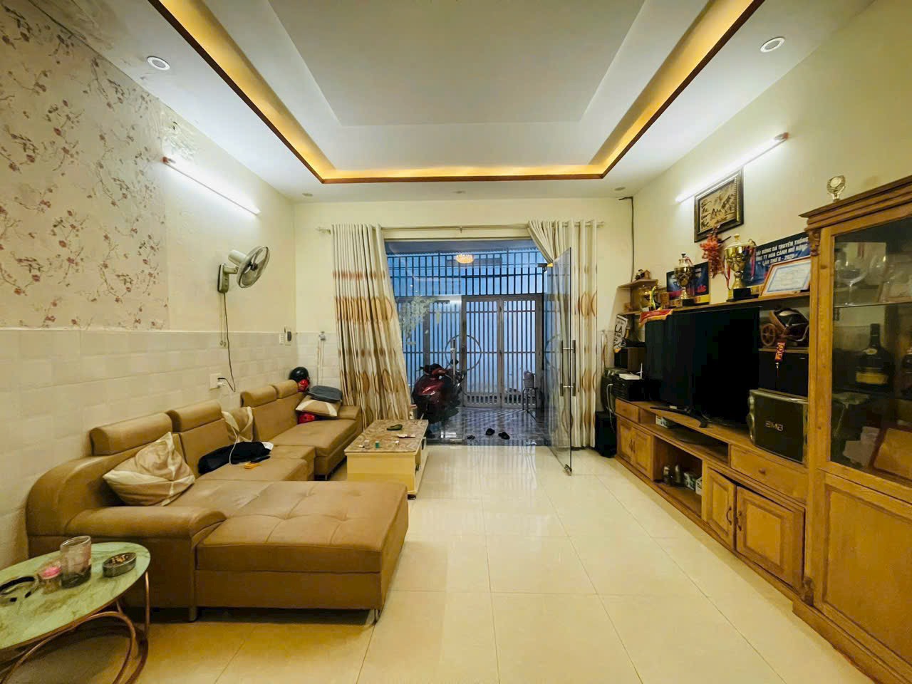 z5668982685146_feda6aeb53a85d971c655fc841f9e369