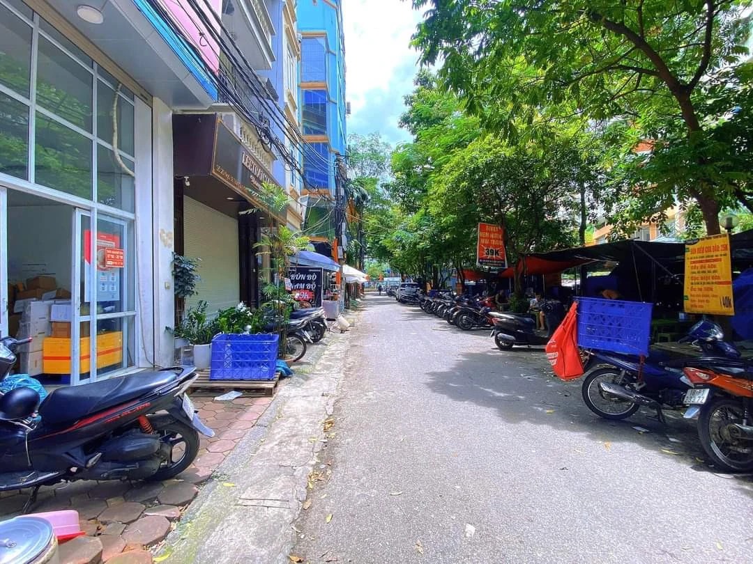 z5671704066078_ae3e6c3b7f8f56ed8dd6b92452608af9