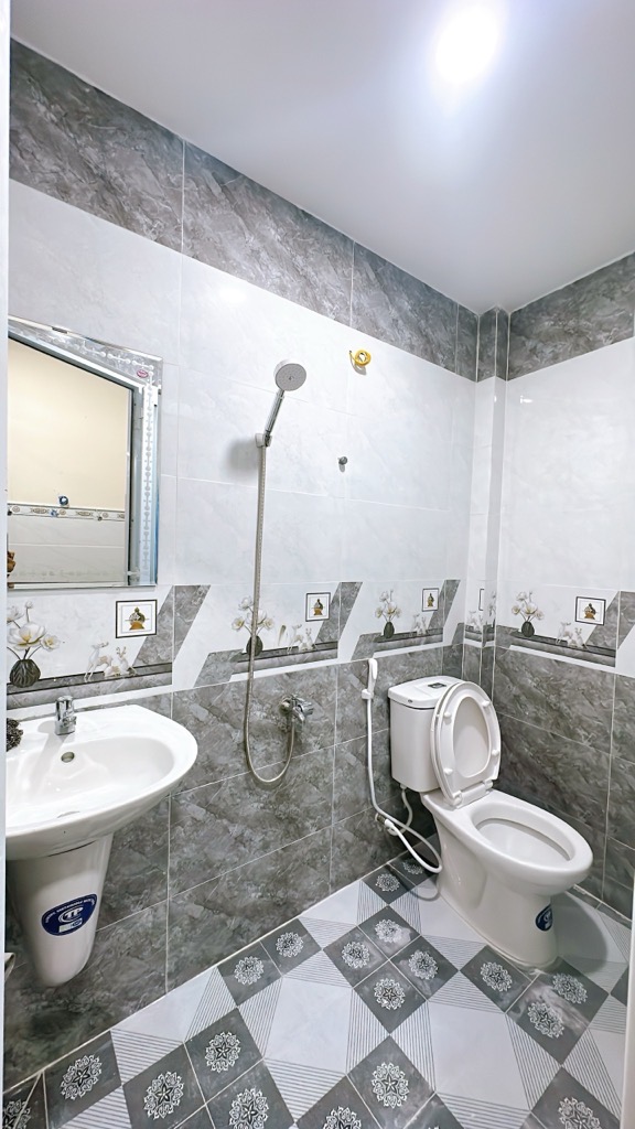 z5683278723115_7c56853720328c8a0d9f407afd0386f9