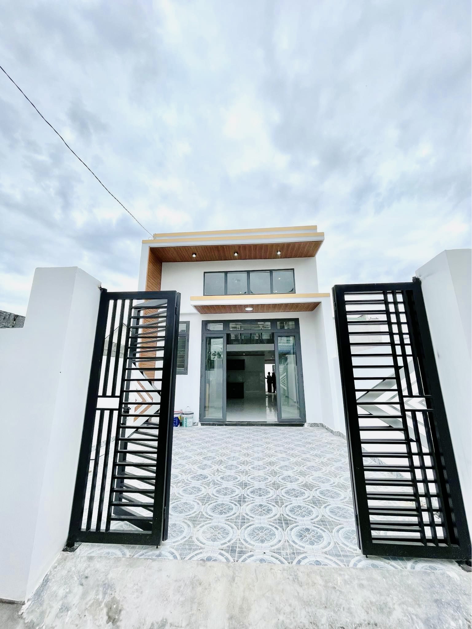 z5684216682271_6ead9dcdda93b1aa59b2948e5b7bb49d