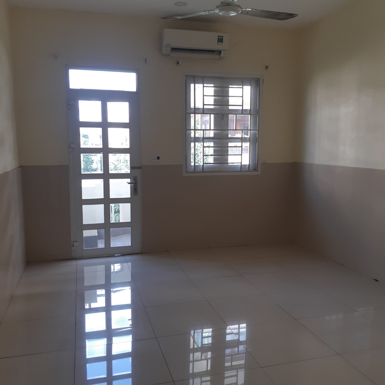 z5685489984470_663f374f0eb2b44bf7e828229fa666cf