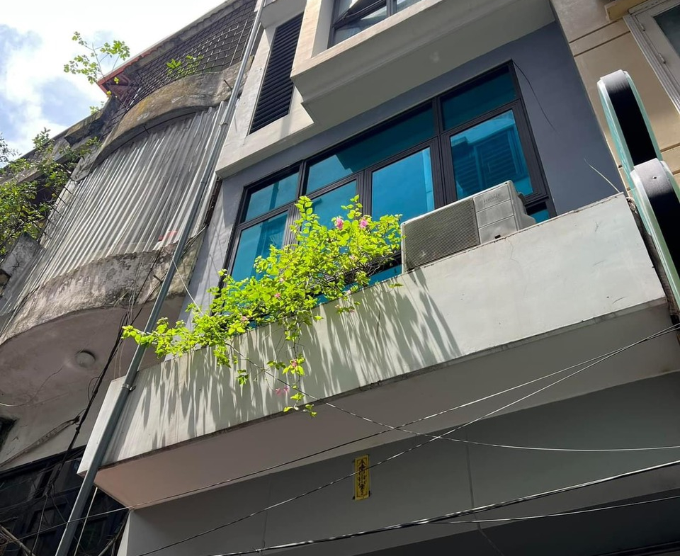 z5685725049354_ef2732fa368108e691384e22602fc6af