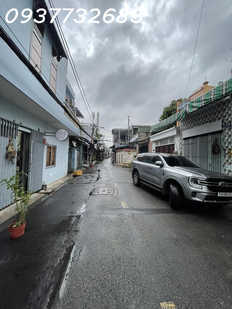 zgd-4EE8E2BB-lyv0zjvl_15_lyv0zk3q