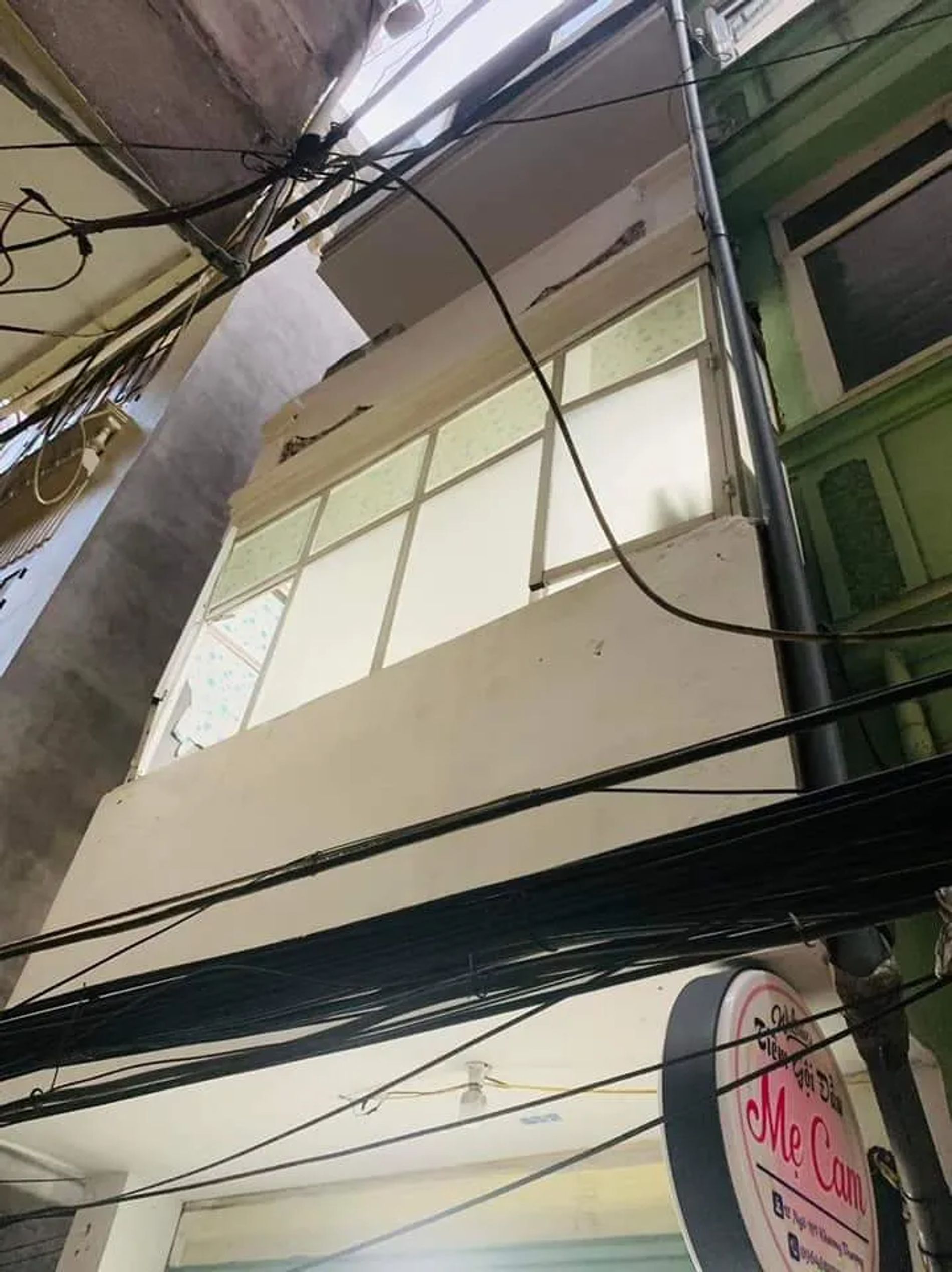 1303ed39-a56c-5da6-a514-dbfd06ea825d