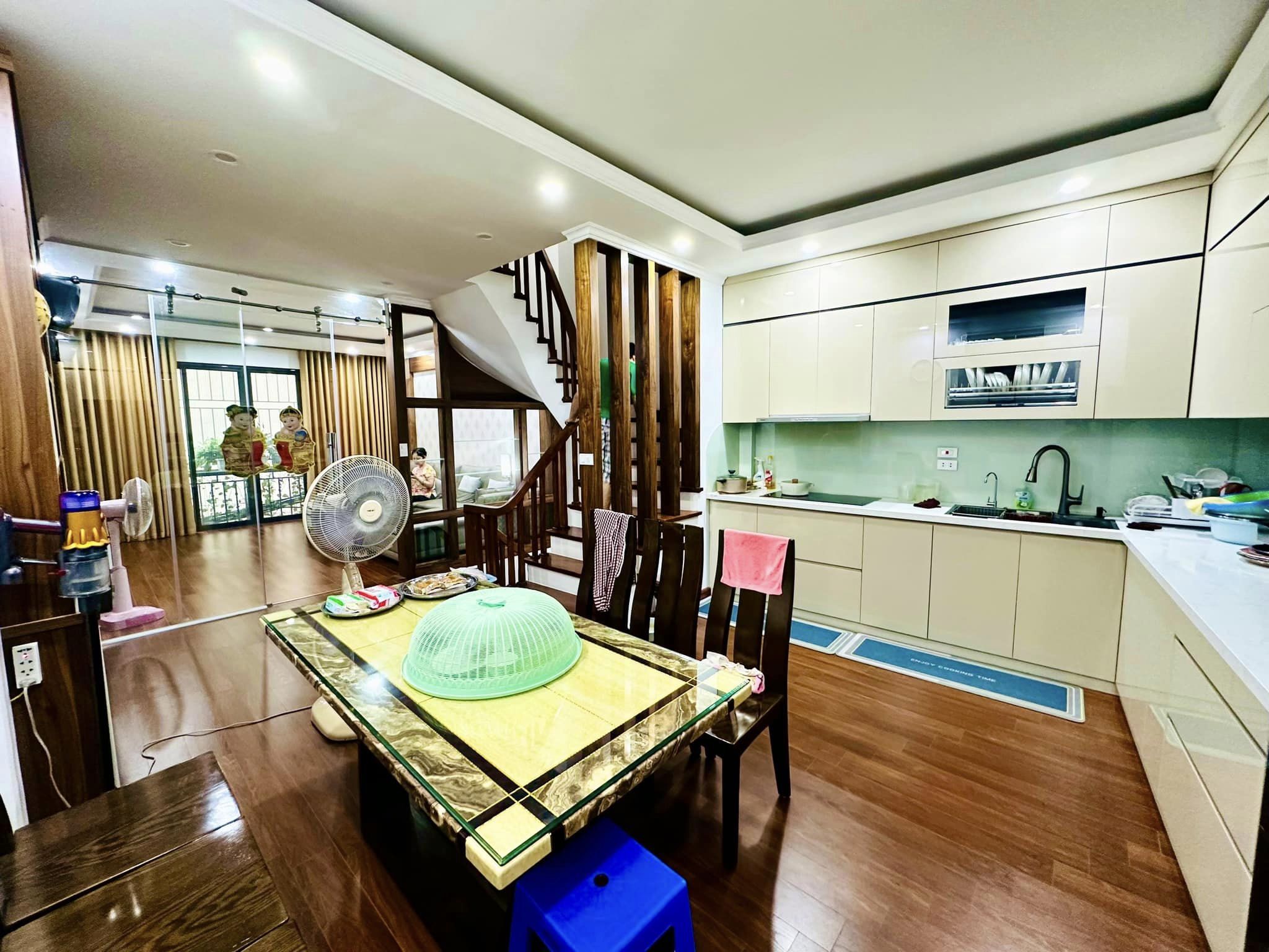 173.24.7.40 (279.24.7.40 Doi Can) Hoang Hoa Tham 3