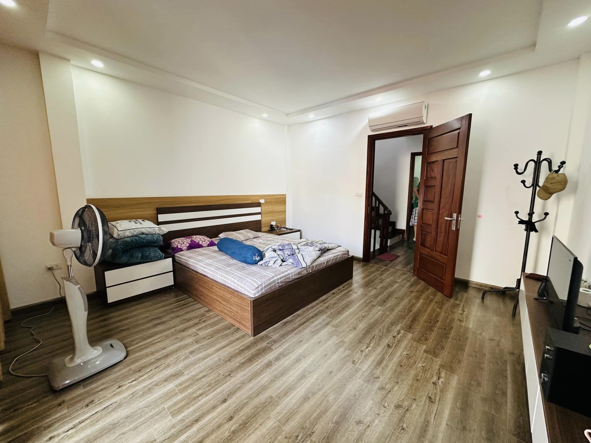 173.24.7.40 (279.24.7.40 Doi Can) Hoang Hoa Tham 4