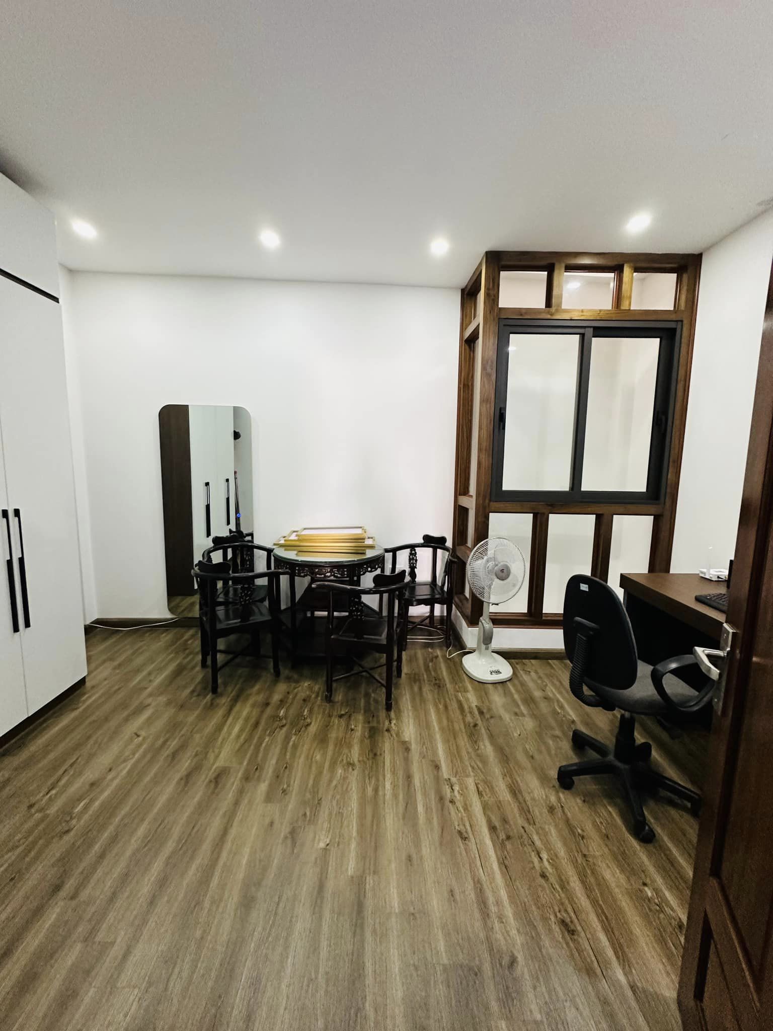 173.24.7.40 (279.24.7.40 Doi Can) Hoang Hoa Tham 6